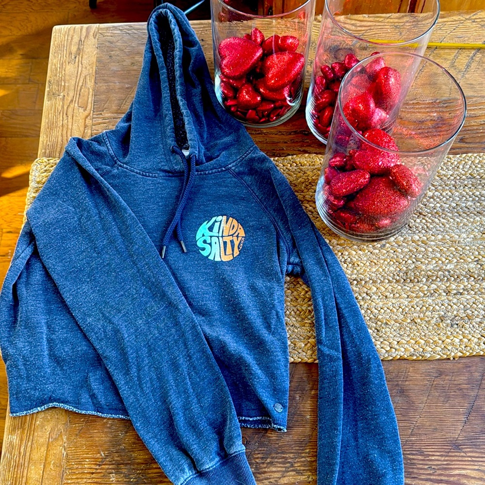Cute Roxy cropped hoodie